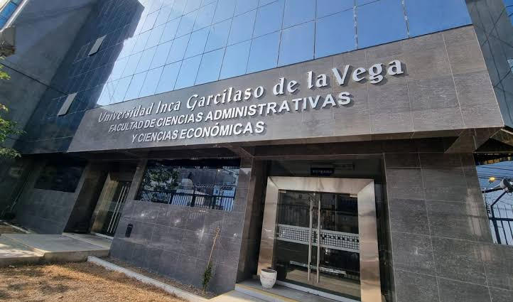 Exrector de la Garcilaso consigue fallos judiciales ilegales para retomar control de la universidad