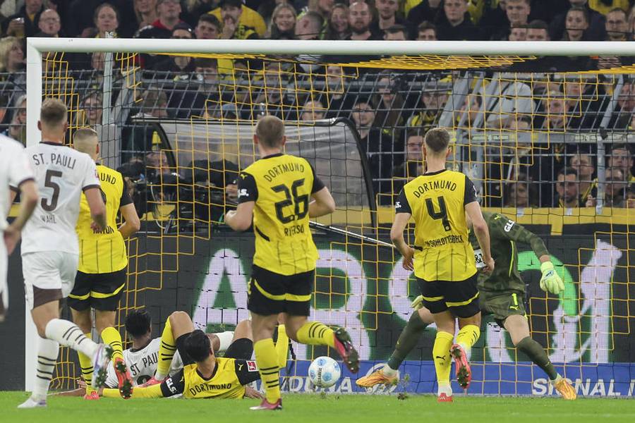&amp;quot;Habe meine Linsen drin&amp;quot;: Coach sauer über VAR-Entscheidung