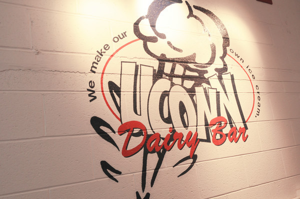 UConn Dairy Bar Plans To Celebrate 40th Season For Geno Auriemma And ...