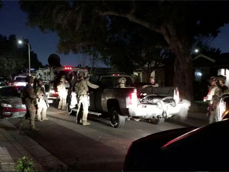 Ontario trucker who hauled cartel's cocaine to Canada quietly pleads