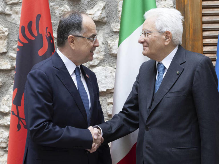 Lo stupore di Mattarella sulla sentenza di Roma. "L'Italia sostiene l'approdo dell'Albania in Ue"