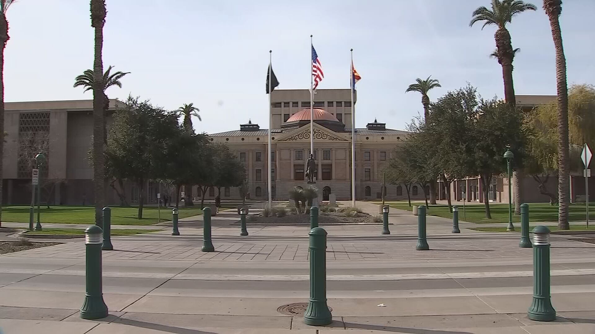 Arizona has competing propositions on ballot. What happens if both win?