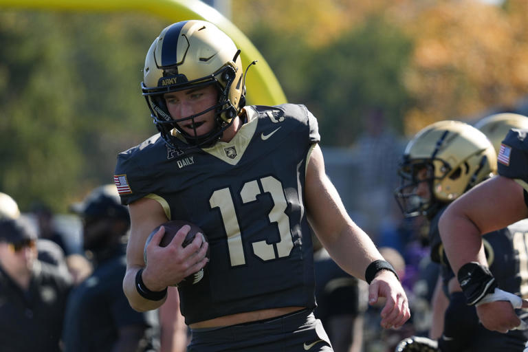 Quarterback Bryson Daily sets records as Army football rolls over East ...