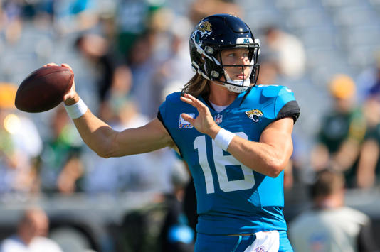 Jacksonville Jaguars quarterback Trevor Lawrence (16) warms up before an NFL football matchup Sunday, Oct. 27, 2024 at EverBank Stadium in Jacksonville, Fla. [Corey Perrine/Florida Times-Union]