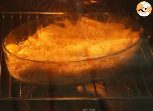 Nudelgratin mit käse und schinken