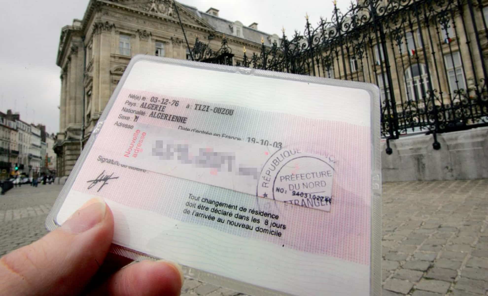 Comment cet Algérien a obtenu sa carte de résidence de 10 ans en France ...