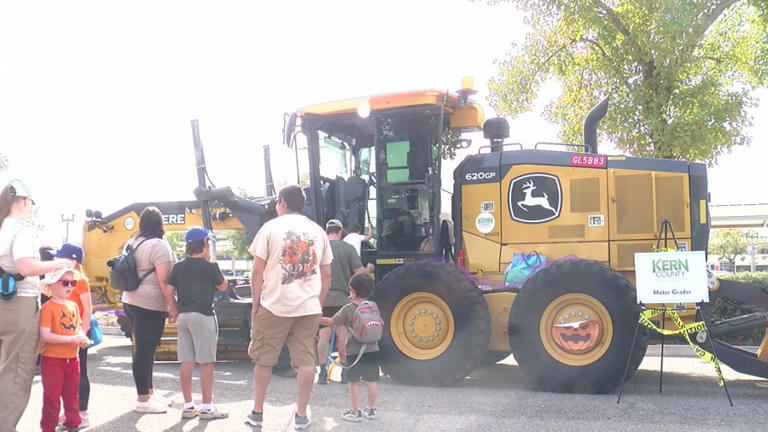 Kids explore different city vehicles at Touch-a-Truck at Beale Library ...