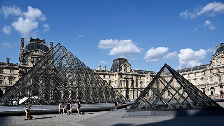Museum Louvre Negatifkan Keterlibatan Perusahaan Israel dalam Penyelidikan Pencurian