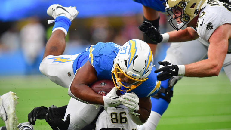 Chargers Power Rankings Roundup Mcconkey Herbert Help Bolts Rise