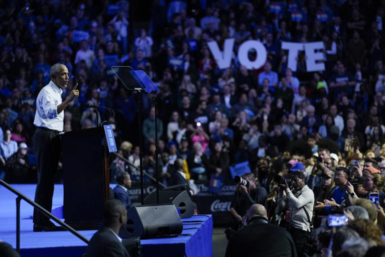 Obama, Springsteen, Legend rally voters in Pennsylvania