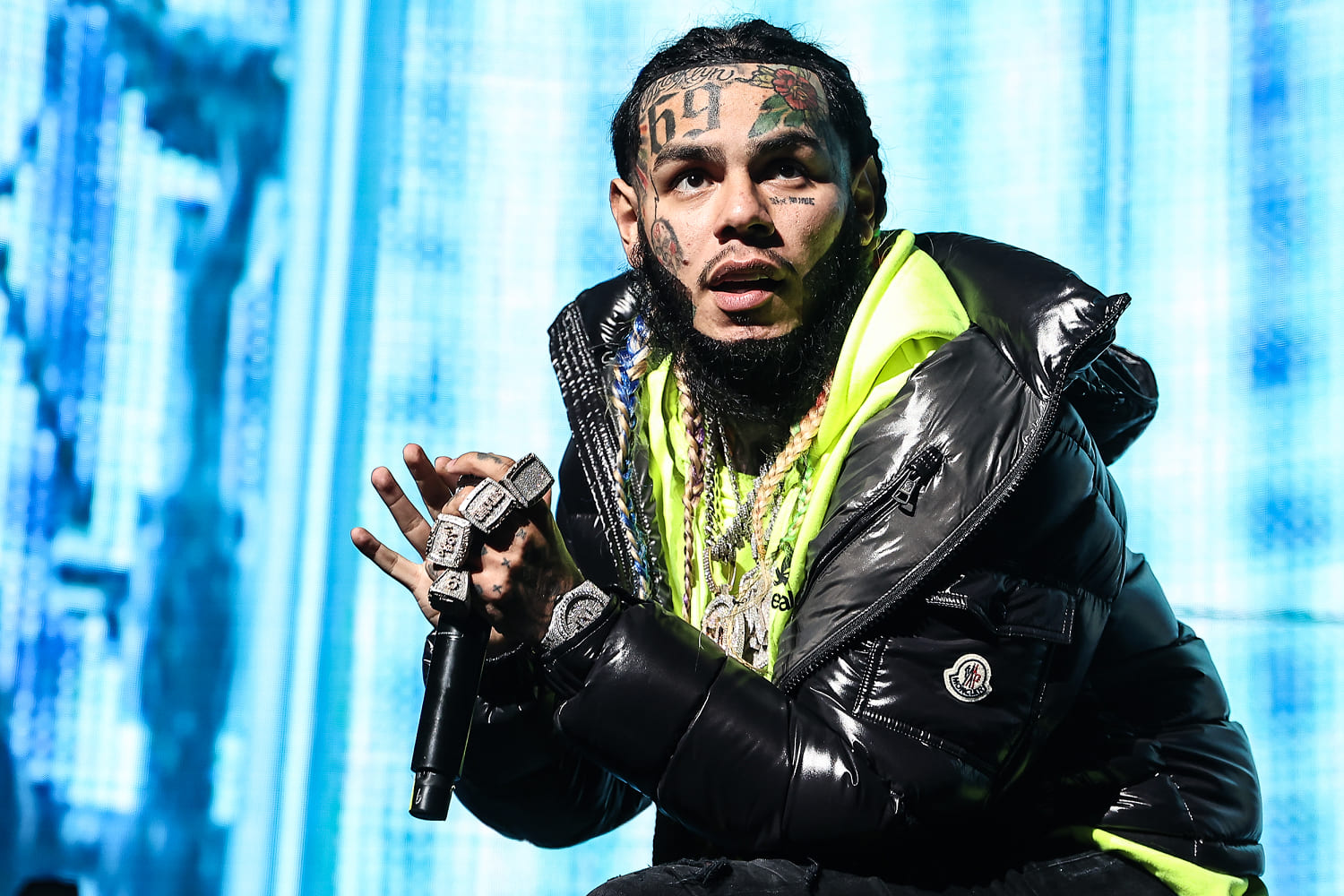 Rapper Tekashi 6ix9ine ordered held in home detention after mall ...