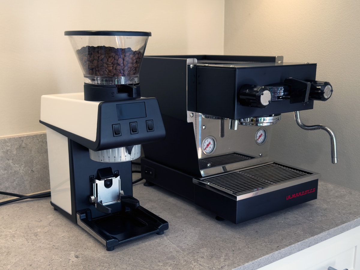 La marzocco linea micra with pico grinder