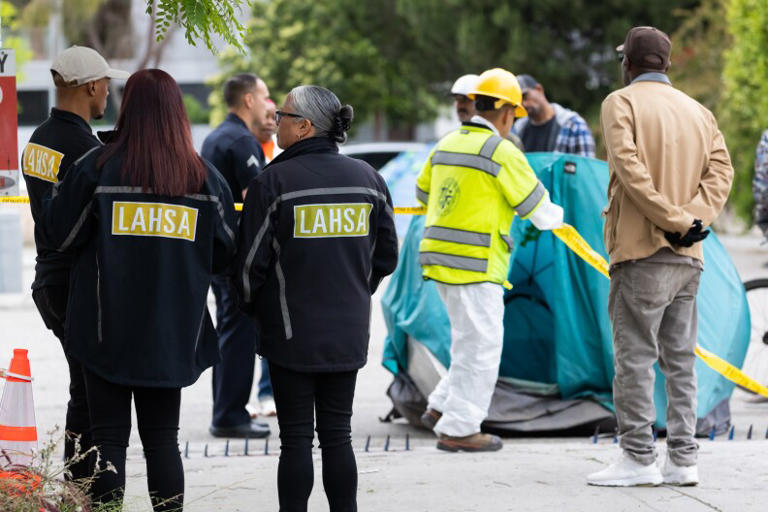 LA homeless agency to lay off 284 employees