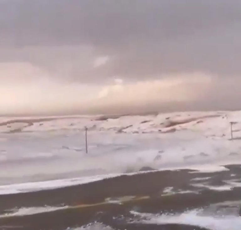 Snow covering roads and valleys, a rare occurrence that has caught many locals off guard (Picture: Viralpress)