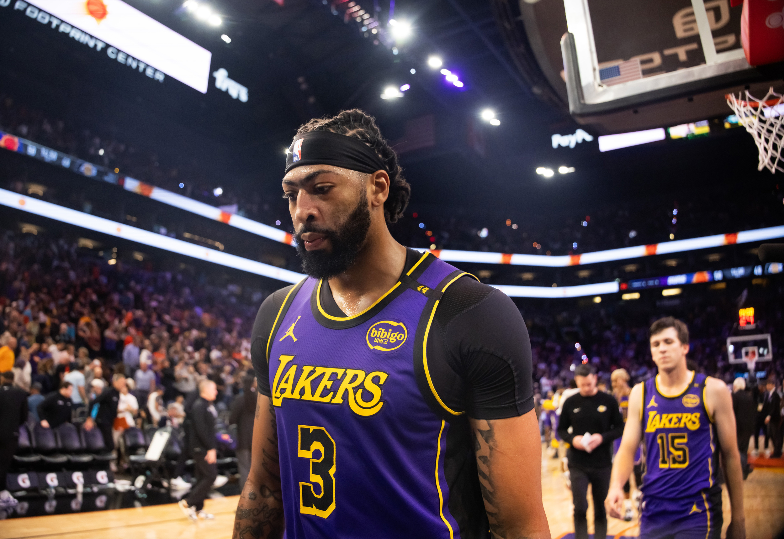 Troubling details emerge about Anthony Davis #39 foot injury Troubling details emerge about Anthony Davis #39 foot injury