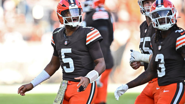 Daily Dawg Chow 11/8: Browns news, offensive & defensive snap counts ...