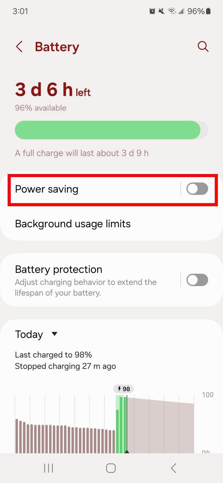 Red rectangle outline highlighting Power saving toggle while it is off in Battery settings