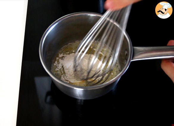 Passo 5 - Crepe salgado recheado com béchamel, queijo e presunto
