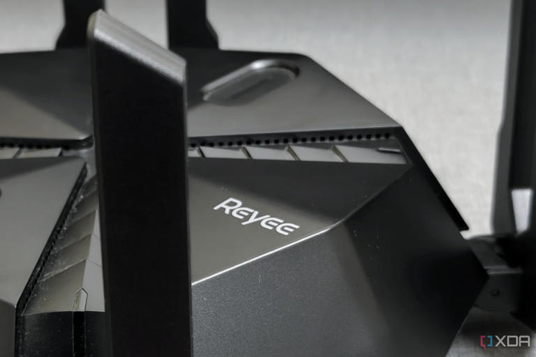 An image showing the Reyee E6 AX6000 gaming router.