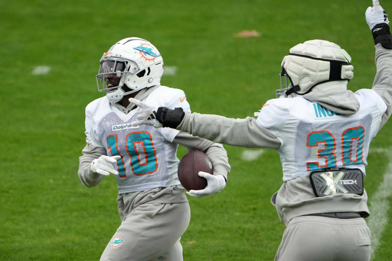 Los Angeles Rams: 2 Pivotal Dolphins Questionable To Play On MNF