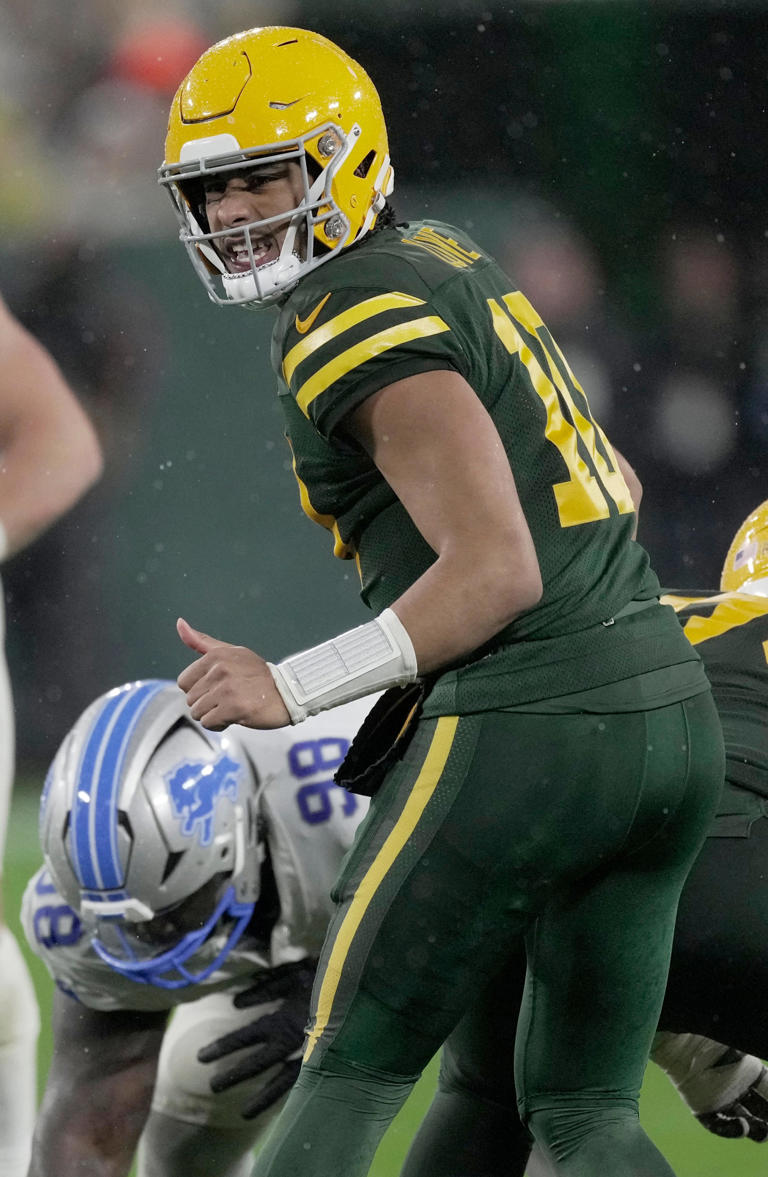 green-bay-packers-field-goal-kicker-2024-nixie-angelica