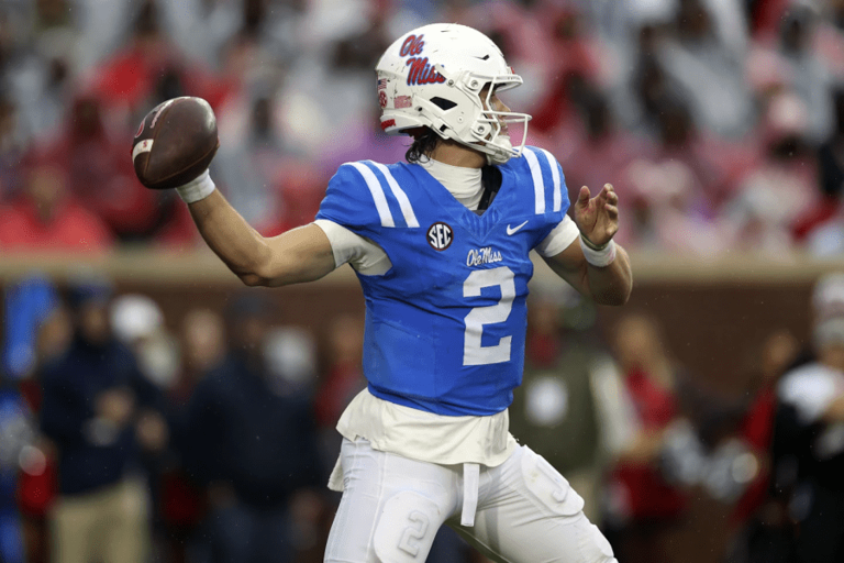 texas-a-m-hc-mike-elko-provides-breif-update-on-rb-le-veon-moss-s