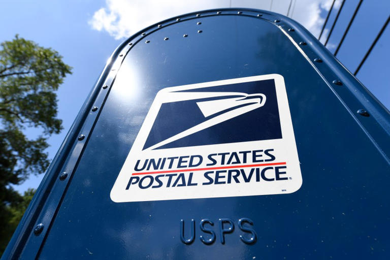 Will mail be delivered on Veterans Day?