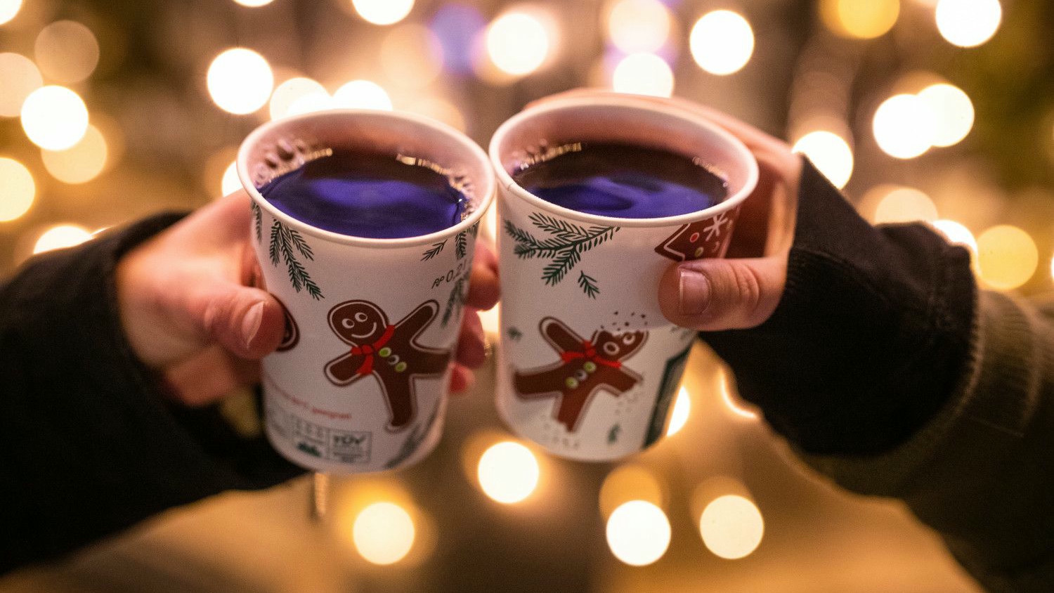 Rezepte für „Glüh-Drinks“: So gelingen Glühwein, Punsch, Hot Aperol und ...
