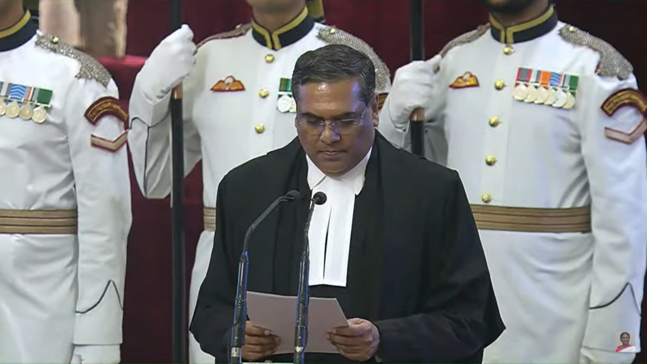 Justice Sanjiv Khanna Takes Oath As 51st Chief Justice Of India