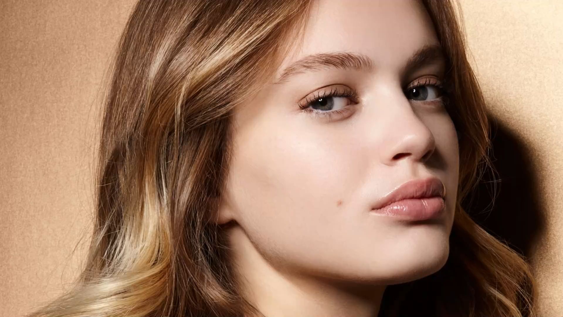 Welche Haarfarbe passt zu mir? Experten-Tipps von John Frieda