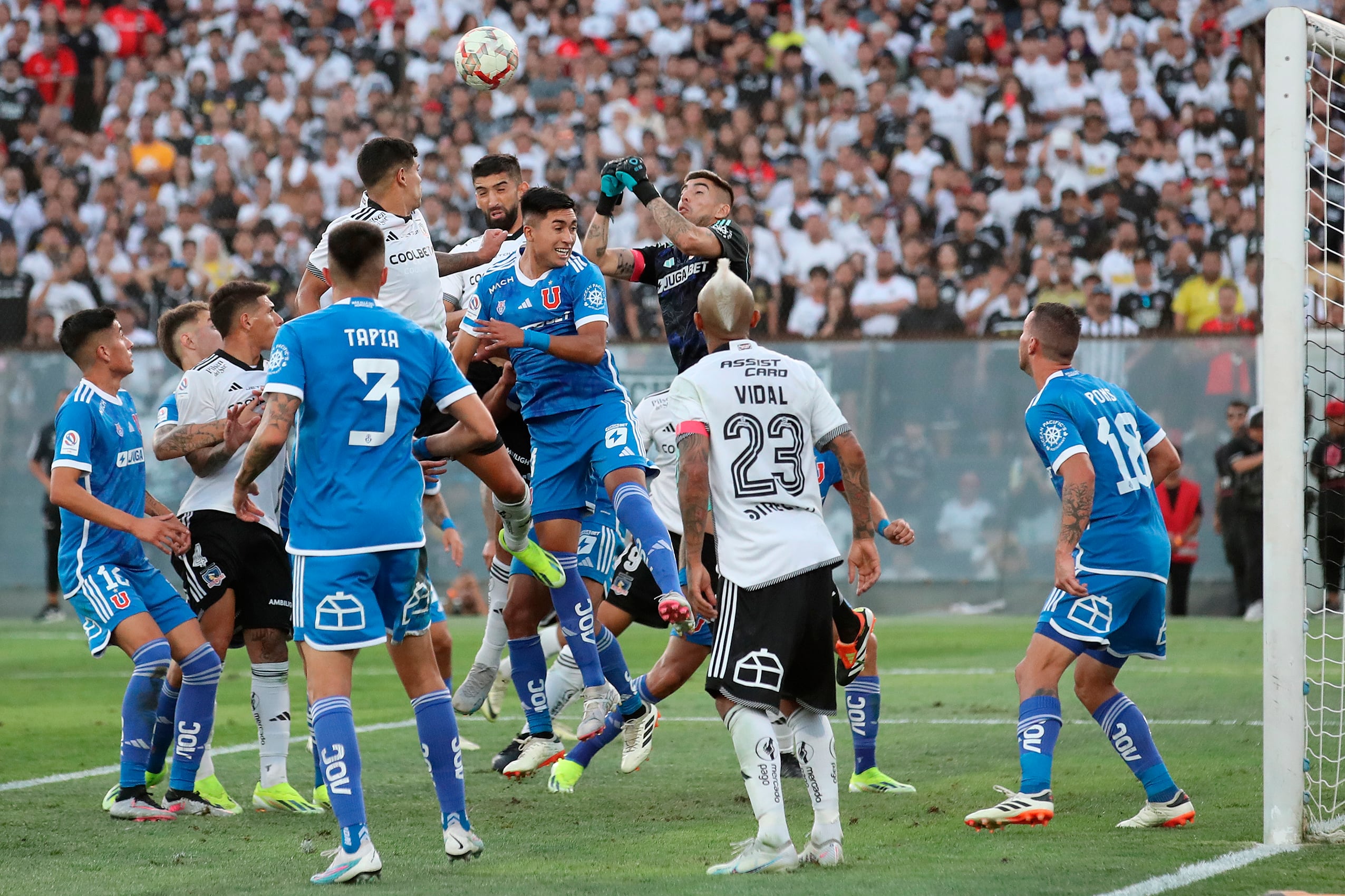 Anuncian venta de entradas para el Superclásico de Universidad de Chile