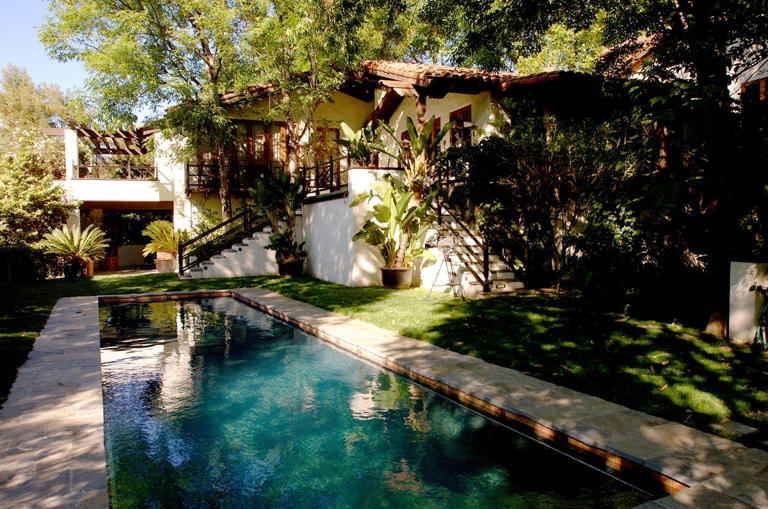 The backyard of Costner’s former hacienda-style home in Los Angeles, which he purchased in 1995.