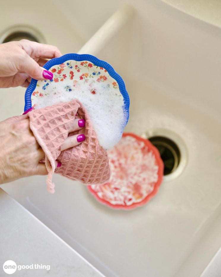 The Essential $17 Cleaning Tool Every Kitchen Needs