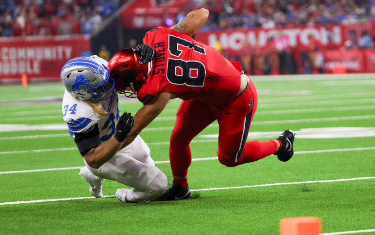 Cade Stover watch: Lexington native ties single-game high for catches ...