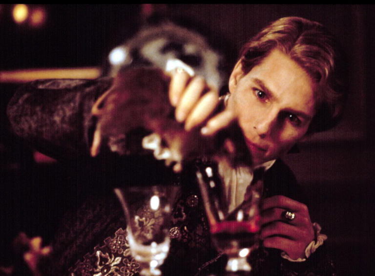 INTERVIEW WITH THE VAMPIRE, Tom Cruise, 1994, (c) Warner Brothers/courtesy Everett Collection