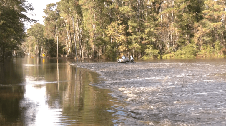 Flooding continues along Edisto River