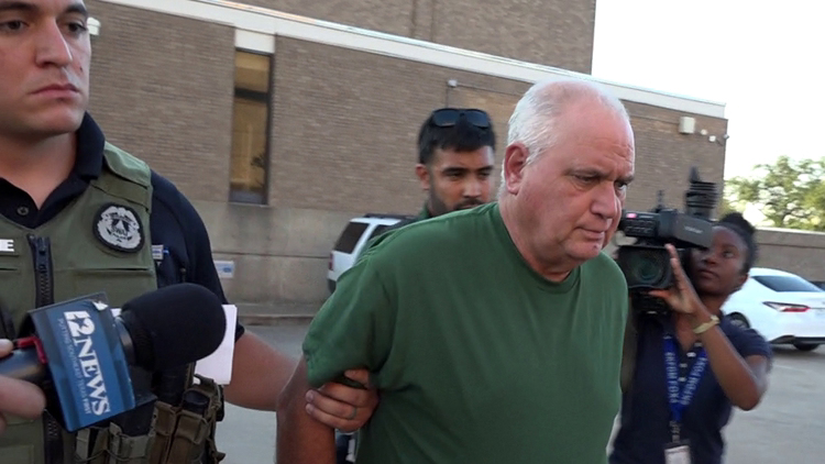 Case reset for 2 months in case of Beaumont man accused in 1999 murder Case reset for 2 months in case of Beaumont man accused in 1999 murder