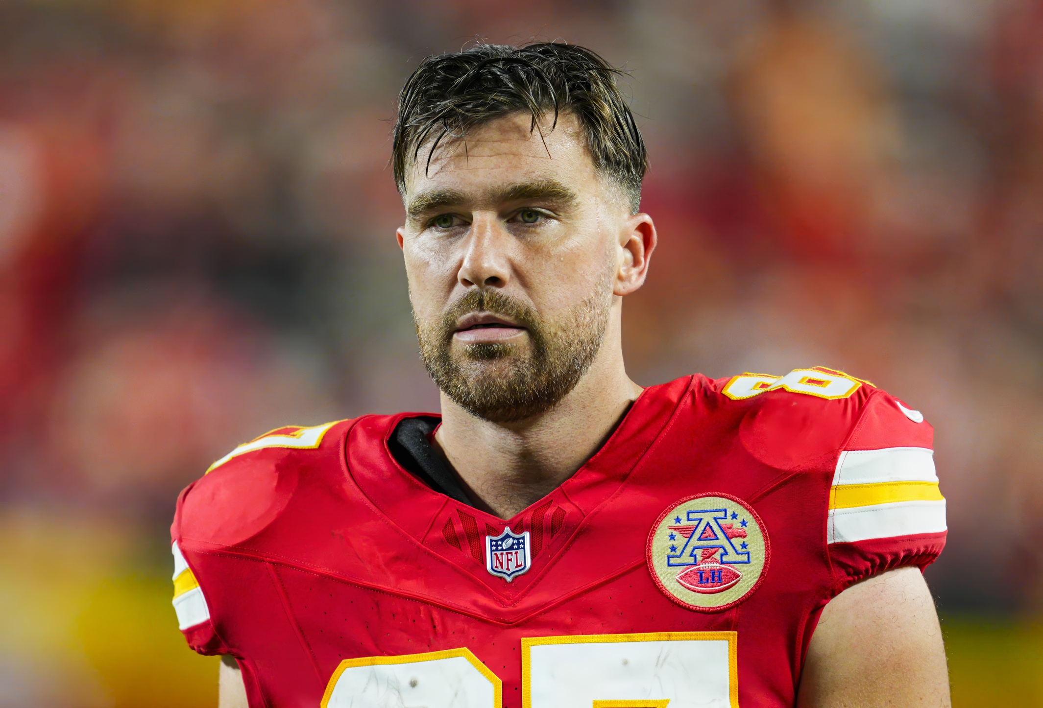Travis Kelce leads Pro Bowl fan voting