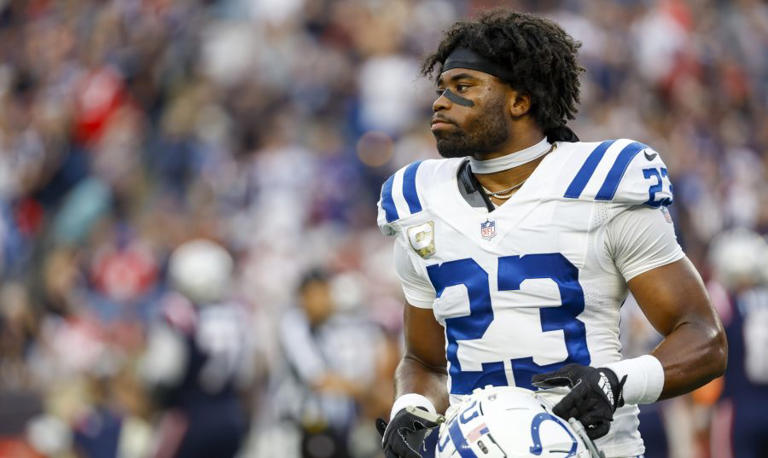 Colts’ DC Gus Bradley: Kenny Moore II didn’t ‘cross the line’ with ...