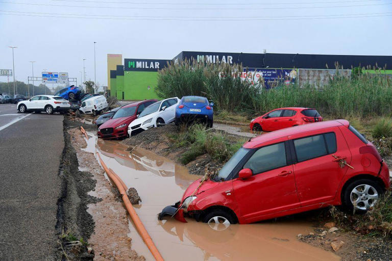 A chuva inesperada inundou diversas areas