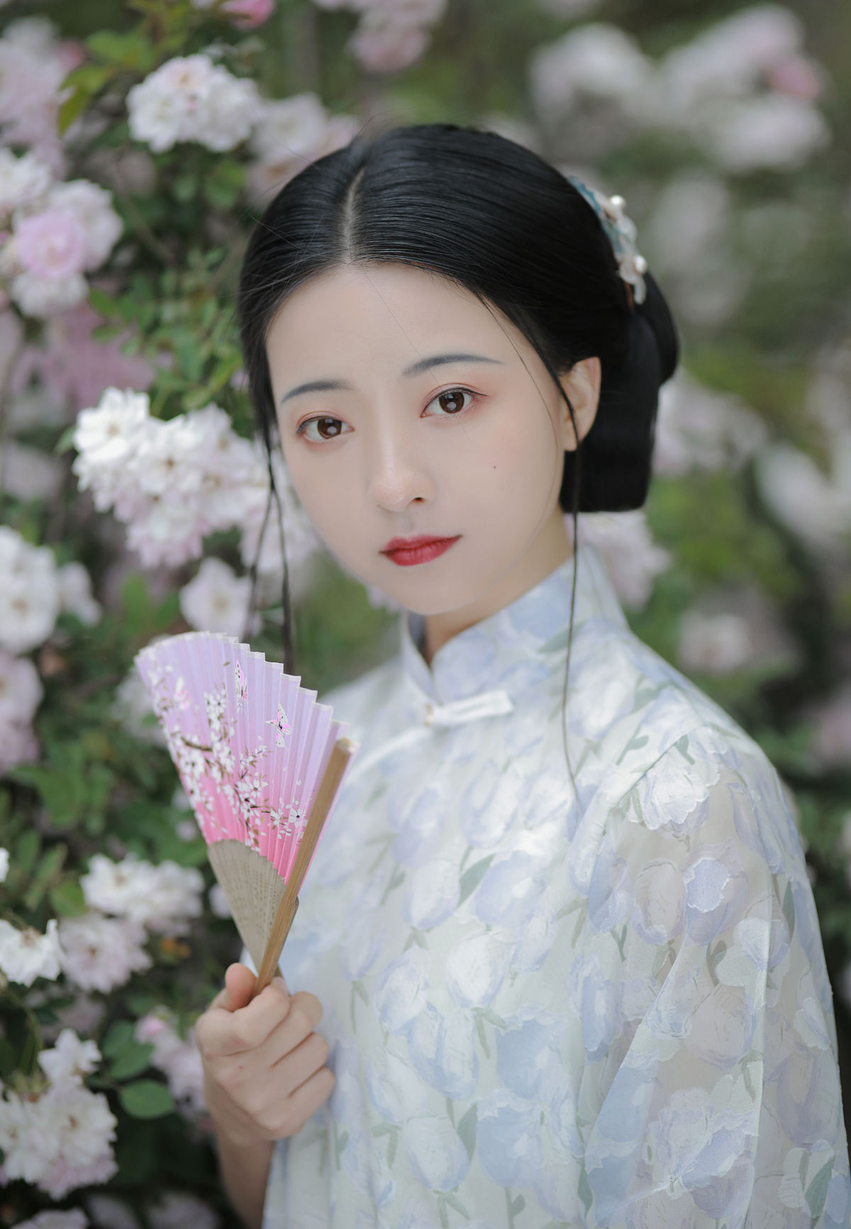 华人成 GPT-5 带队人，，，结业两年就成万万富翁
