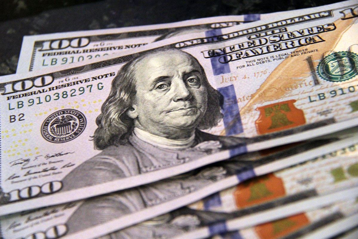 Asing Lepas Saham BBRI dan DEWA, Pencapaian Rp 938 M di Akhir Tahun