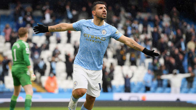 Sergio Aguero (Atletico Madrid – Manchester City, 2011)