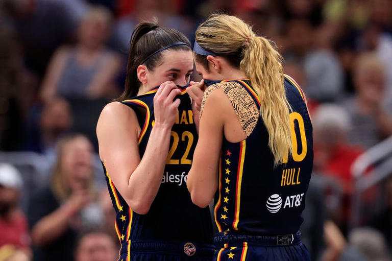 Caitlin Clark sends two-word message to Lexie Hull as Indiana Fever star  joins Unrivaled