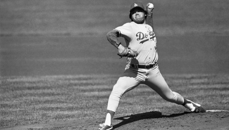 Fernando Valenzuela pasó a la historia en 1990 (Archivo)