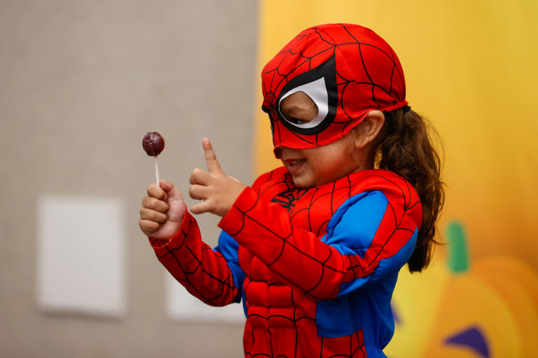 Photos Tampa’s St. Joseph’s Children’s Hospital celebrates Halloween