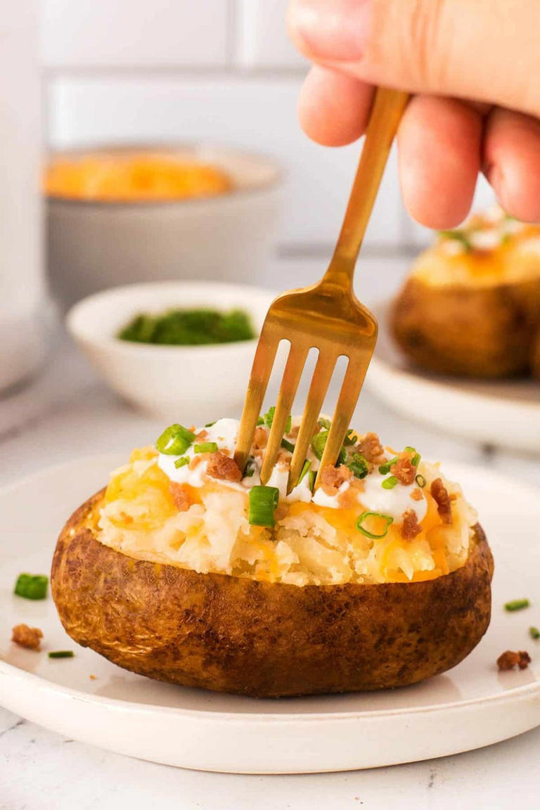 Break Out the Crock Pot: These Slow Cooker Recipes Work All Year Long