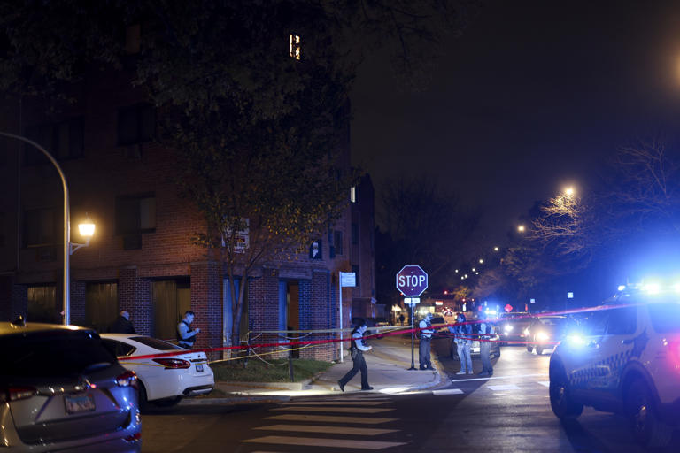 Boy, 15, wounded Halloween night in shooting in Rogers Park