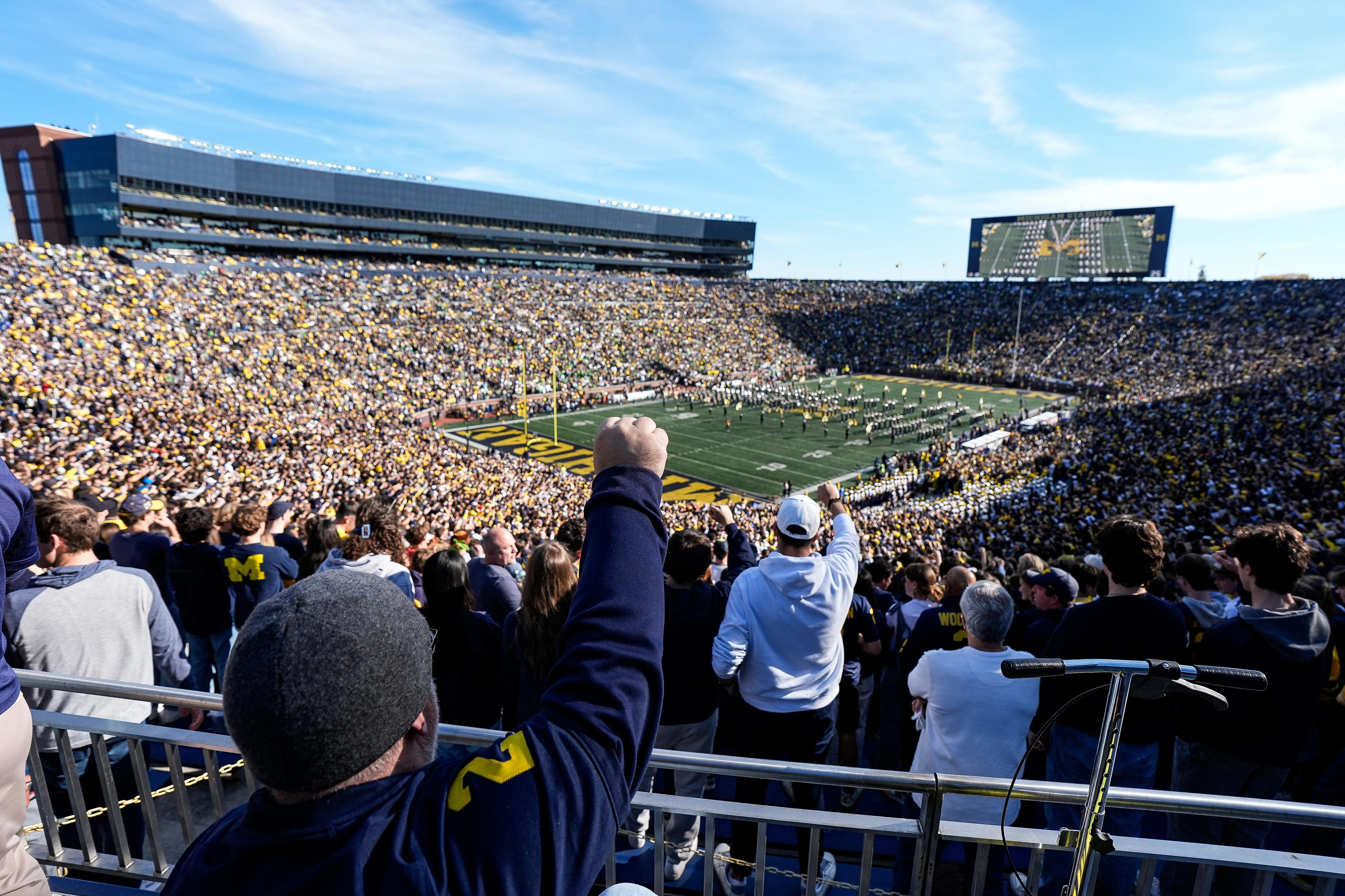 Michigan football lands four-star offensive lineman Lincoln Mageo