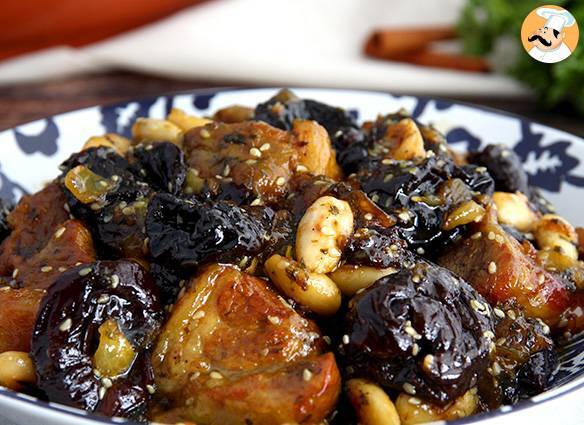 Lamm-tajine mit pflaumen (schritte und video)